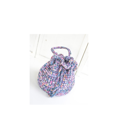 Multicolor knitted bag