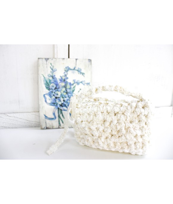 Mini Lace Clutch With Handle - White