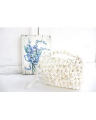 Mini Lace Clutch With Handle - White